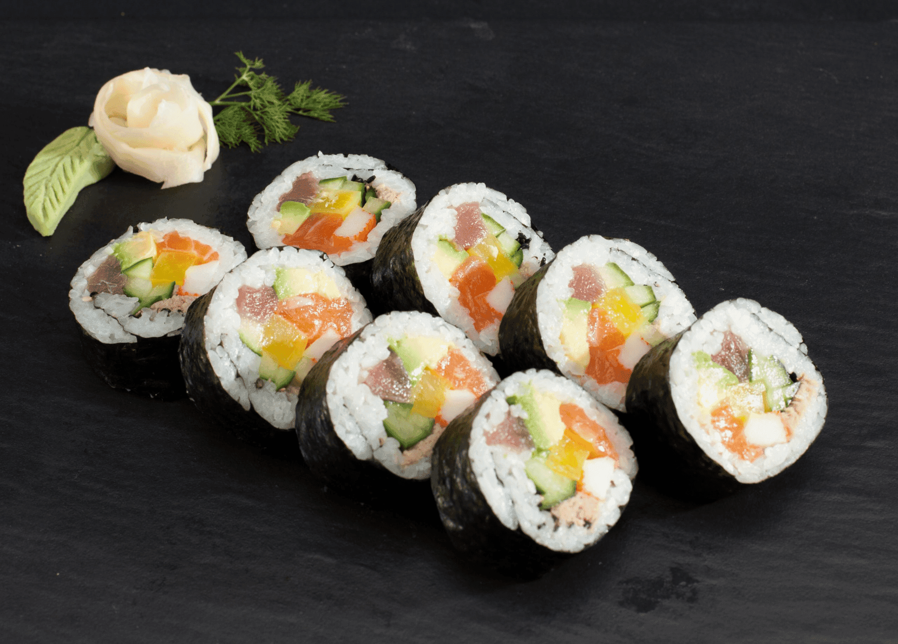 Futo Maki Salmon