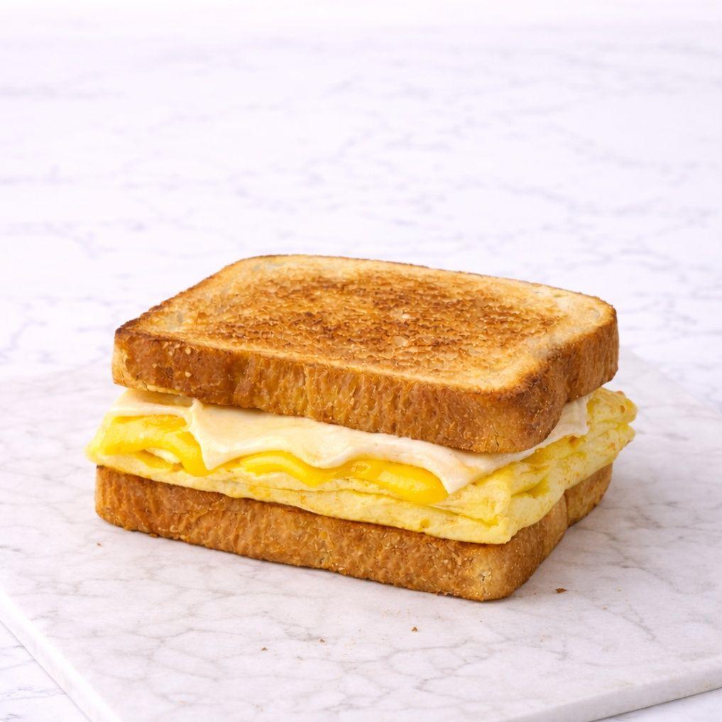 Toast Omelette Fromage