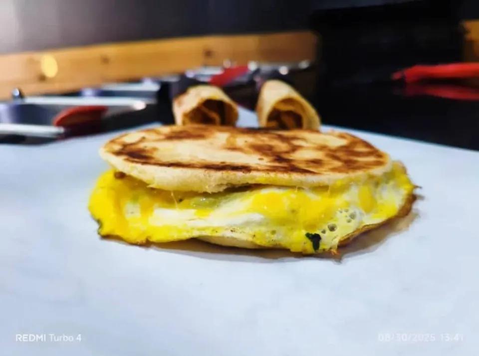 Chapati Thon & Salami