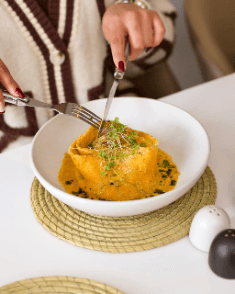 Raviolo ricotta à la sauce pistache