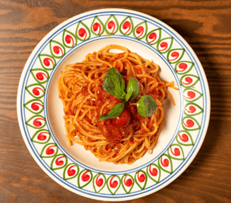 Spaghetti Pomodoro e Basilico