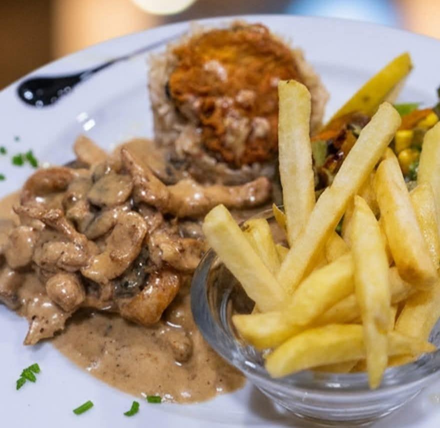Plat émincé de poulet