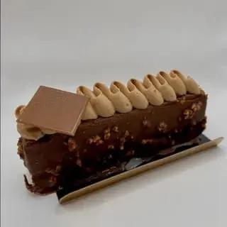 SNICKERS IND