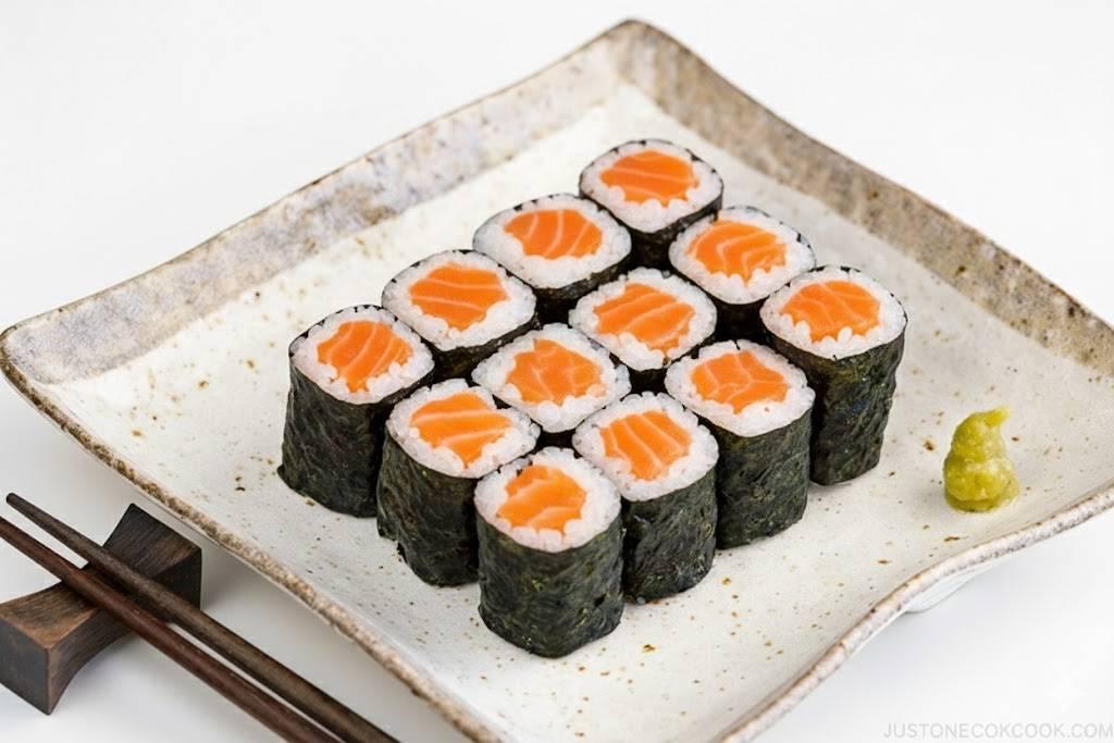 Futomaki Roll (10 Pcs)