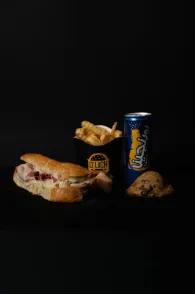 Menu Salamozza Sandwich