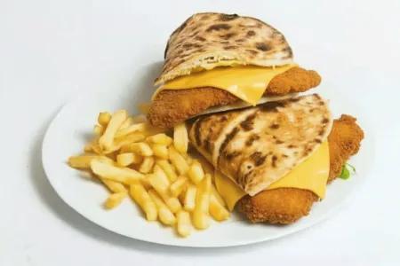 Makloub Tunisino Escalope Panée