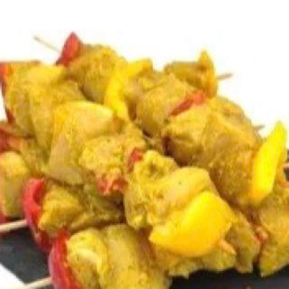 Brochettes de poulet et légumes sauce citron 250g