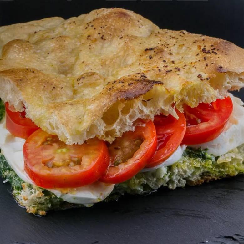 Schiacciata Caprese