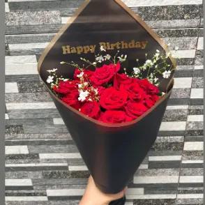 bouquet 12 fleurs personnalisé « happy birthday »