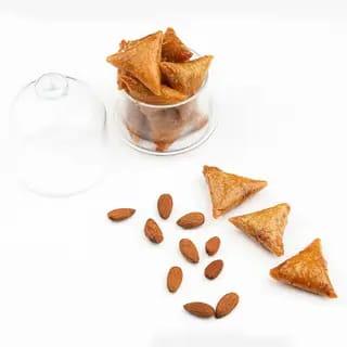 Briouates Aux Amandes Crues