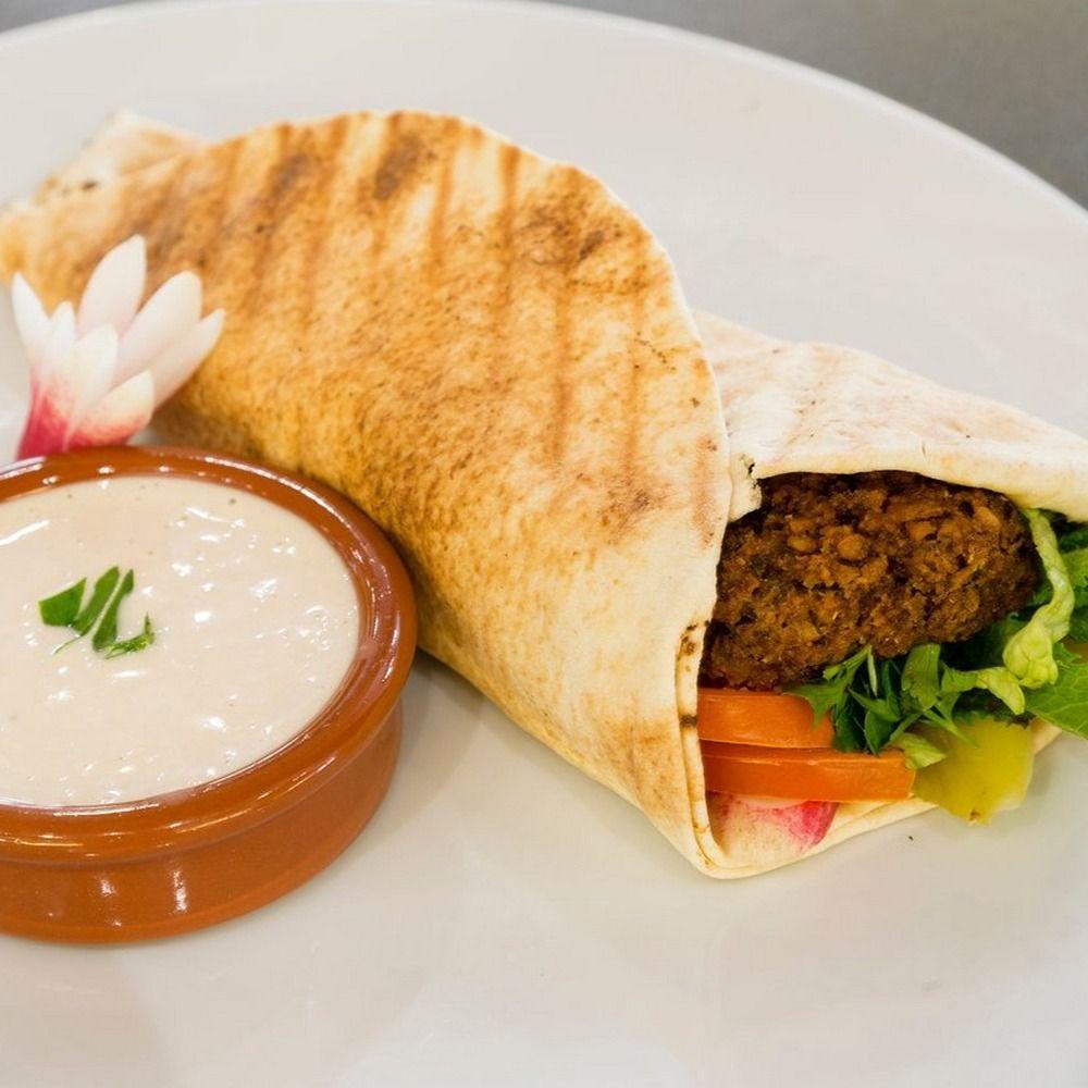 Formule Sandwich Falafel avec frites et soda