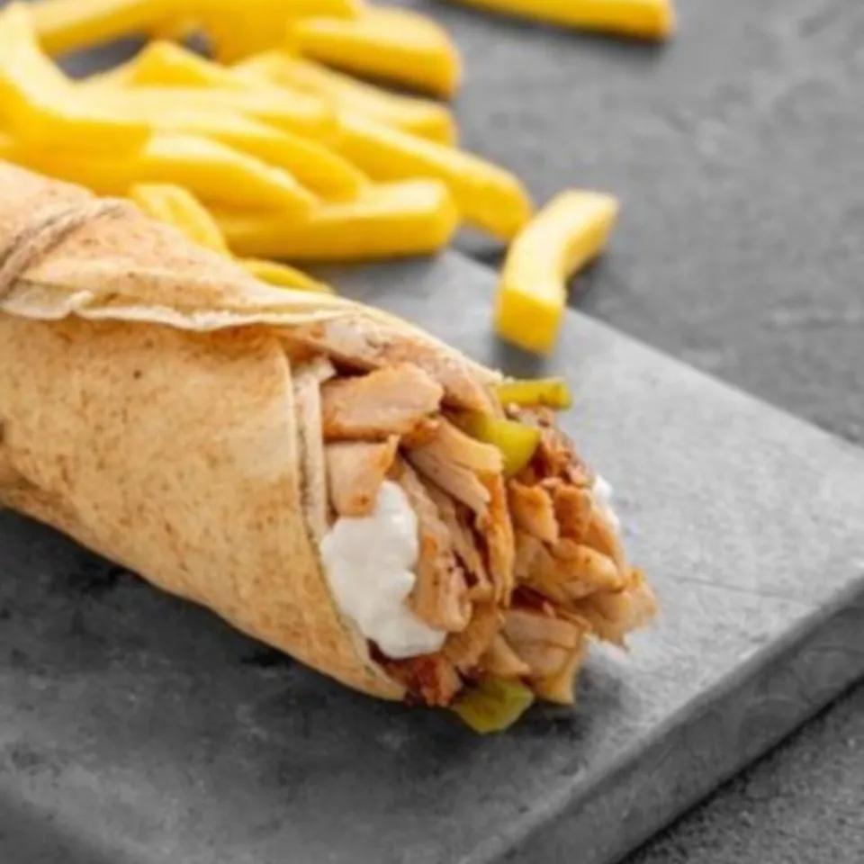 Formule Chawarma Mixte avec frites et soda