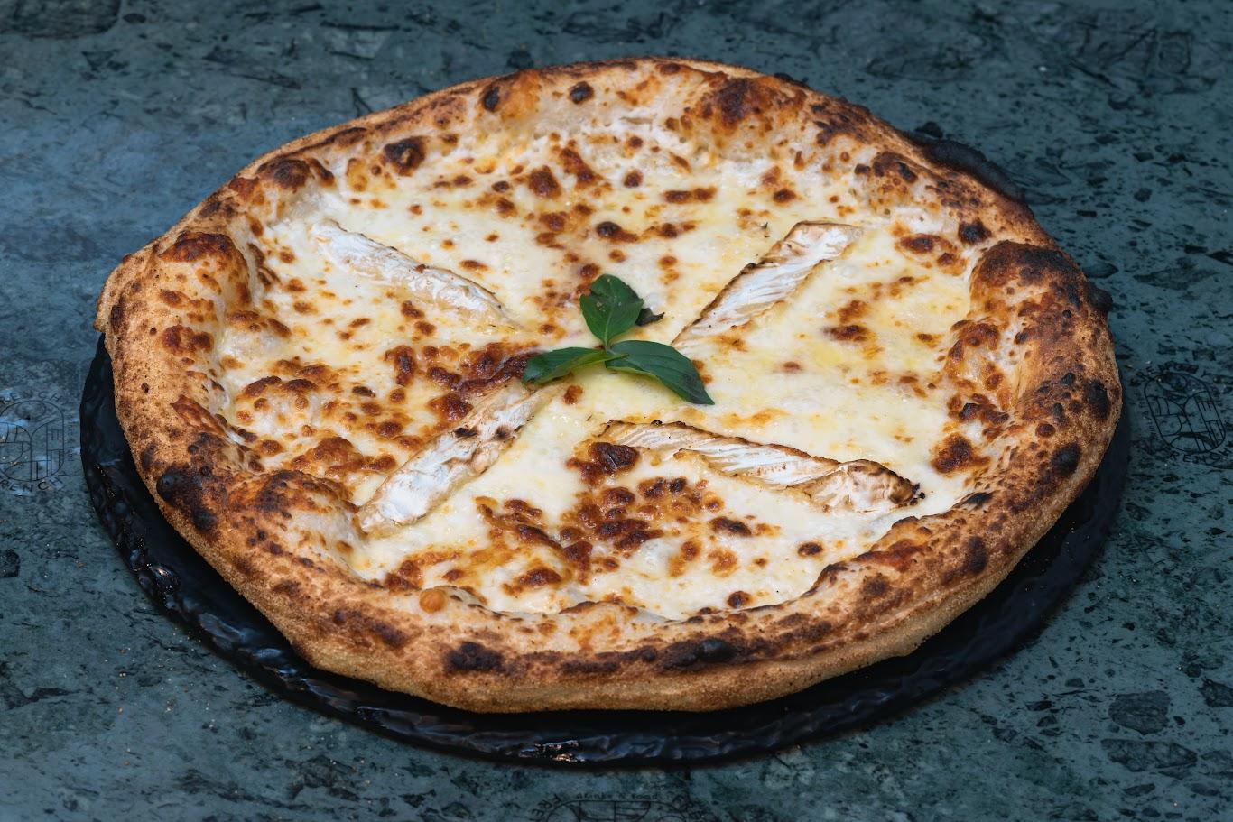 Pizza Trois Fromages