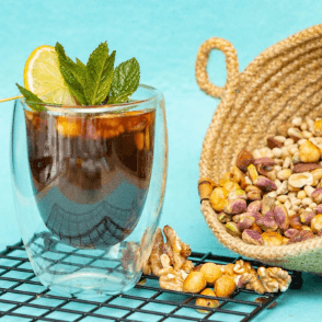 شاي اخضر بالنعناع و الفواكه الجافة