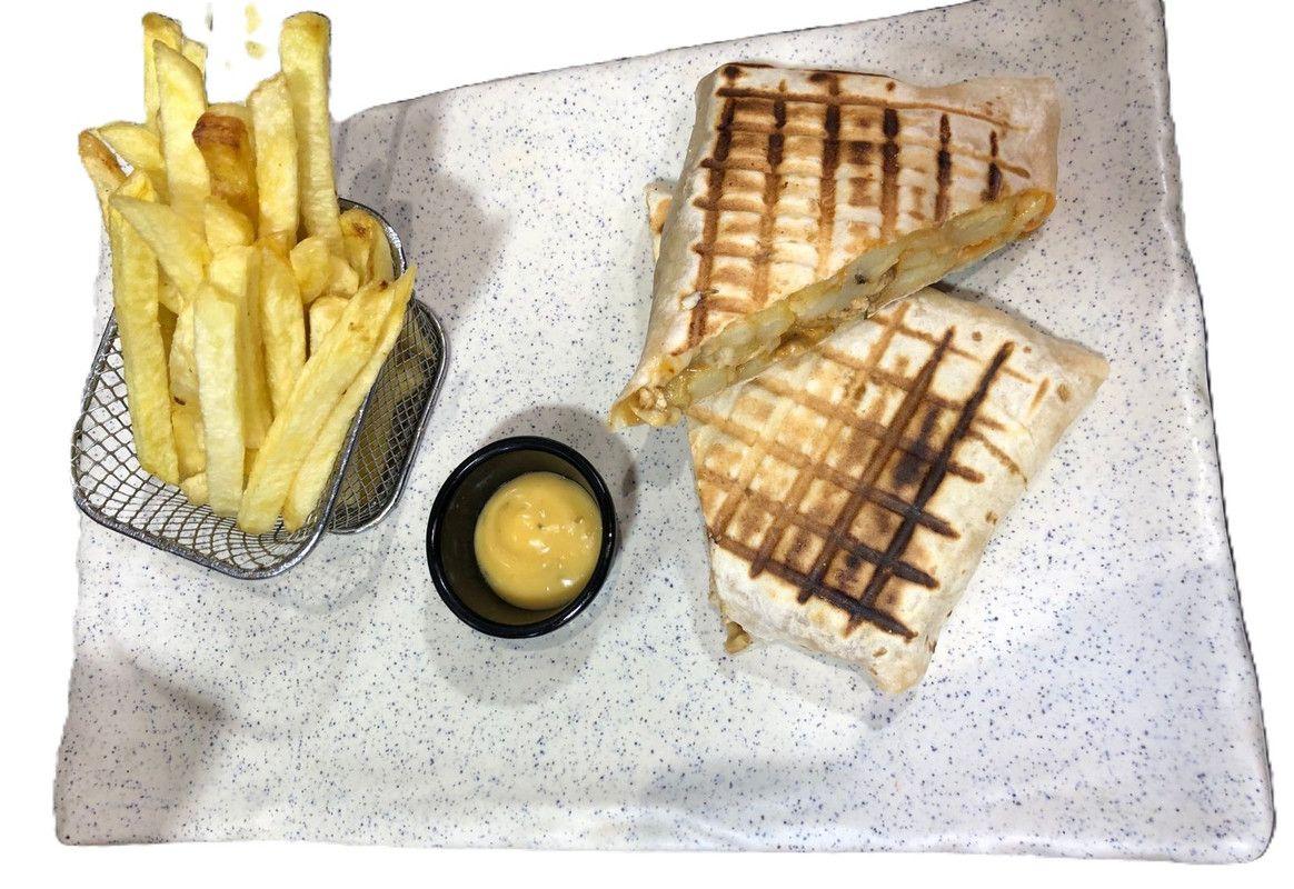 Tacos Saucisse Beldi Grillé Au Charbon - Coca