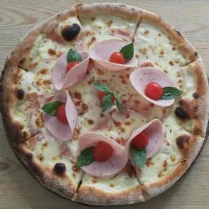 Pizza Blanche