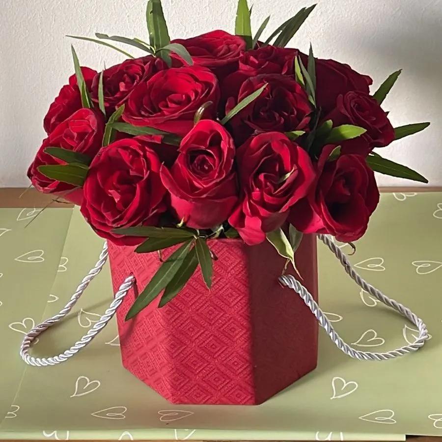 Box de roses rouges HKM_3