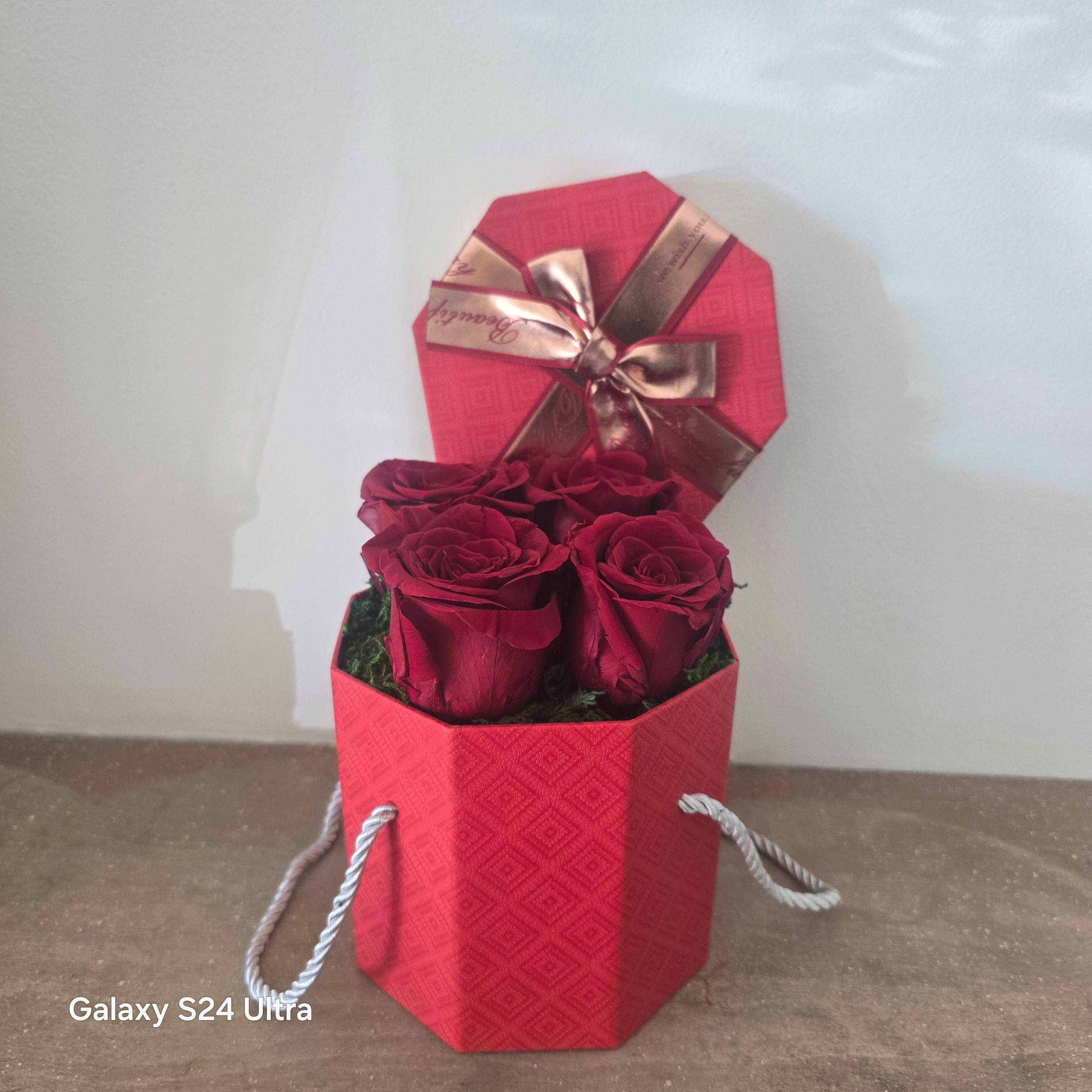Box de 4 Rose rouge éternelle