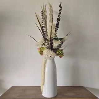 Composition de fleurs séchées et artificielle H 11