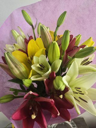 Bouquet De 5 Lys H Coloré