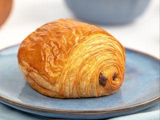 PAIN AU CHOCOLAT