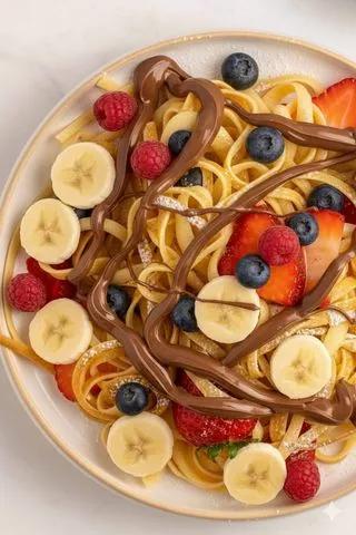 Crepe Spaghetti Fruit