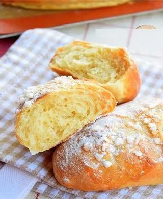 Pain Au Lait Ovale