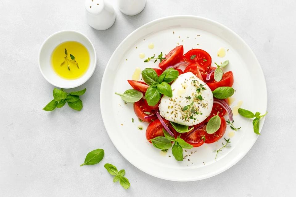 Mozzarella Salad