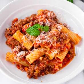 Rigatoni Bolognaise