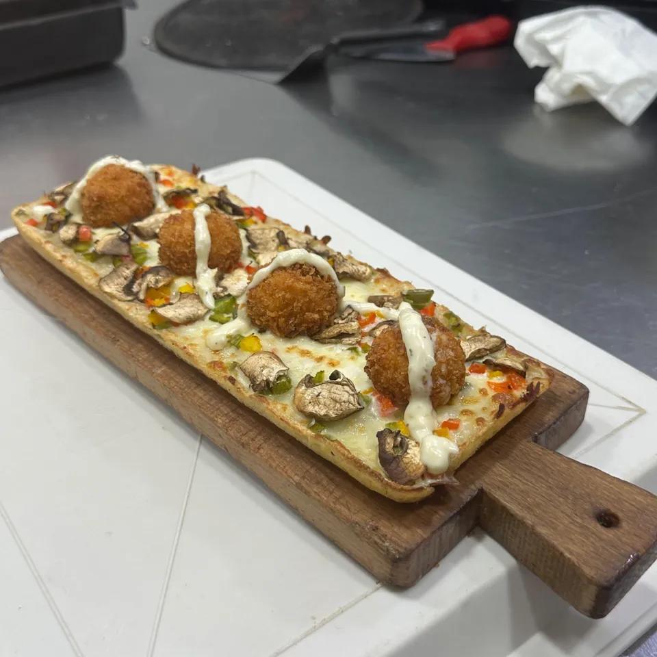 Pizza crispy beef