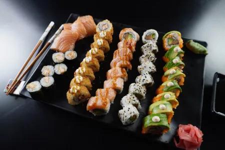 All Salmon box 43 pcs (2 salade de choux offerte)