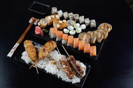 Love box 41 pcs (2 salade de choux offerte)