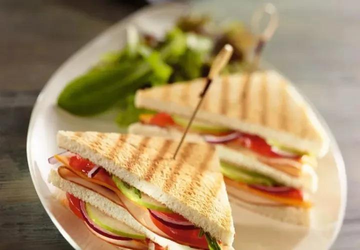 Club Sandwich Poulet