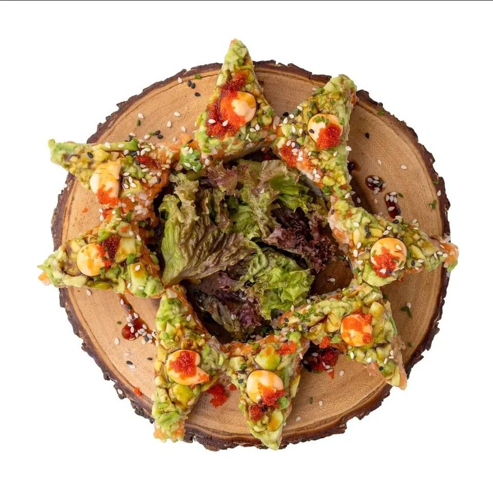Sushi Pizza Saumon/Avocat (8 Pièces)