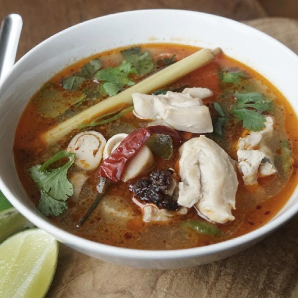 Tom yum ต้มยำ