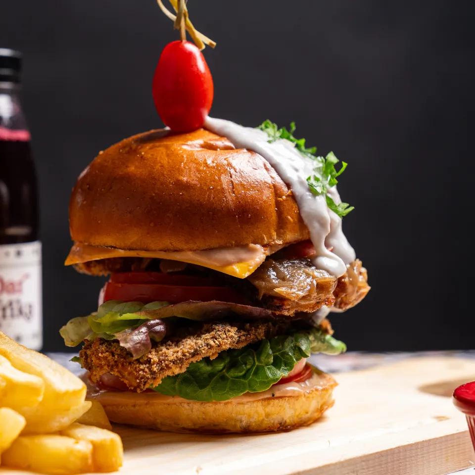Burger Chicken Yassa