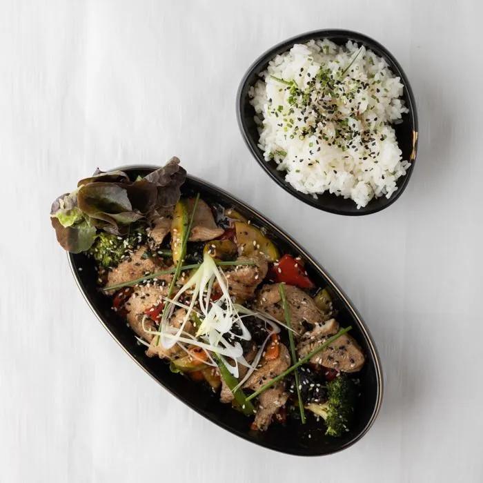 Plat Thaï Poulet (Accompagné De Riz)