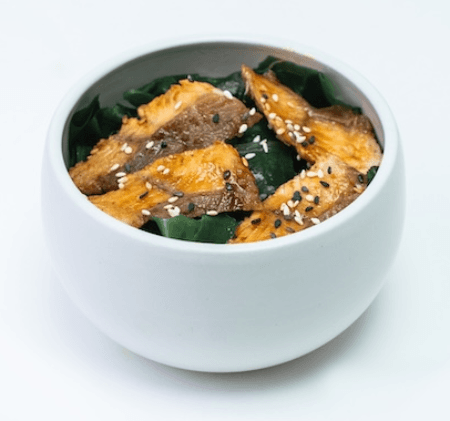 Salade d'algues wakame et anguille
