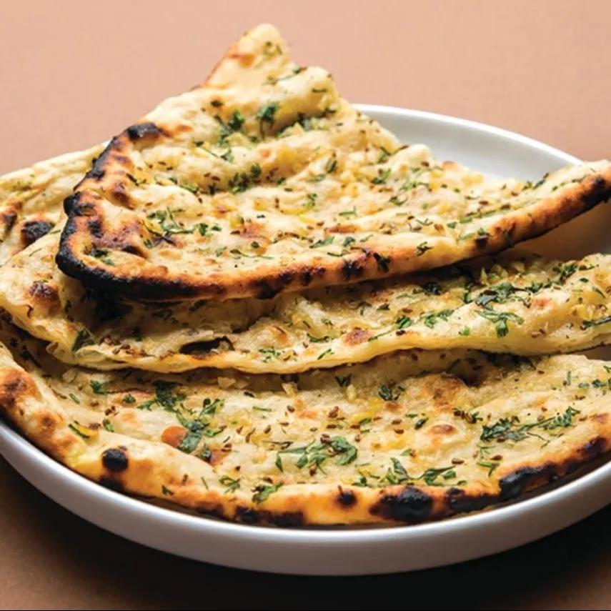 Garlic Cheese Naan