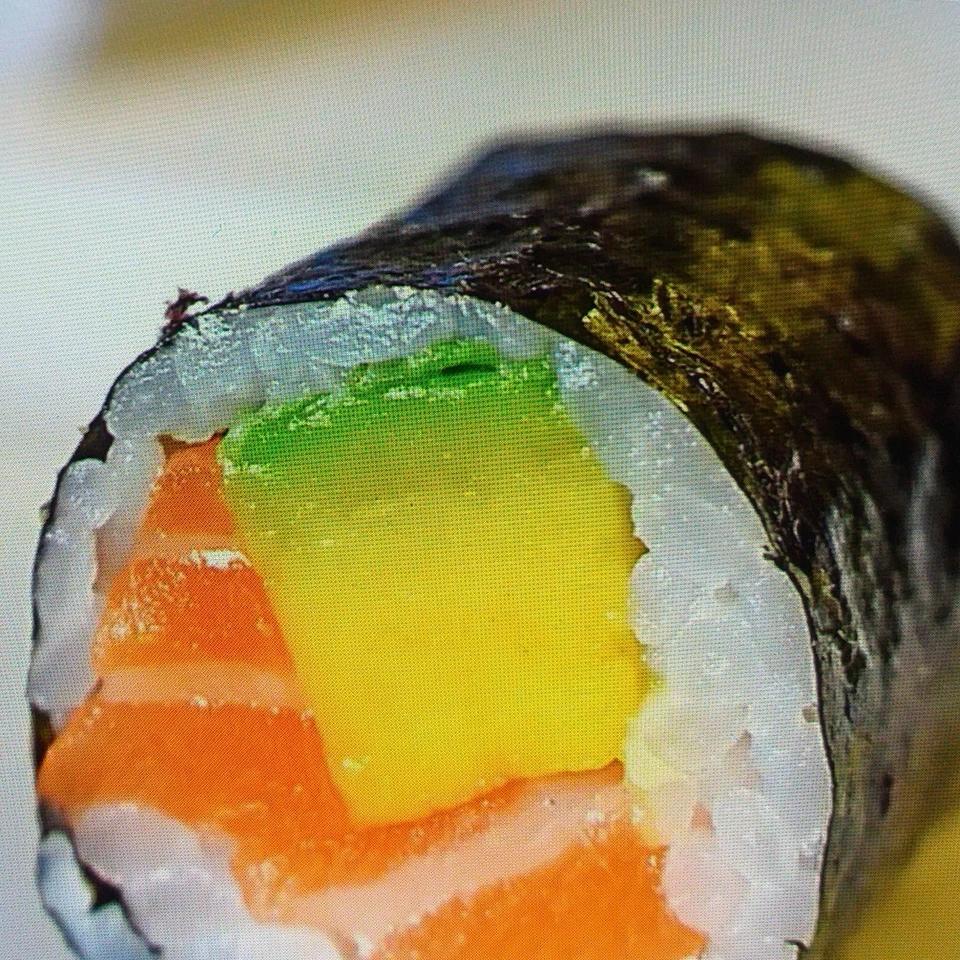Maki saumon avocat