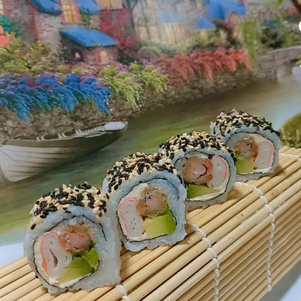 California Kamoki Rolls