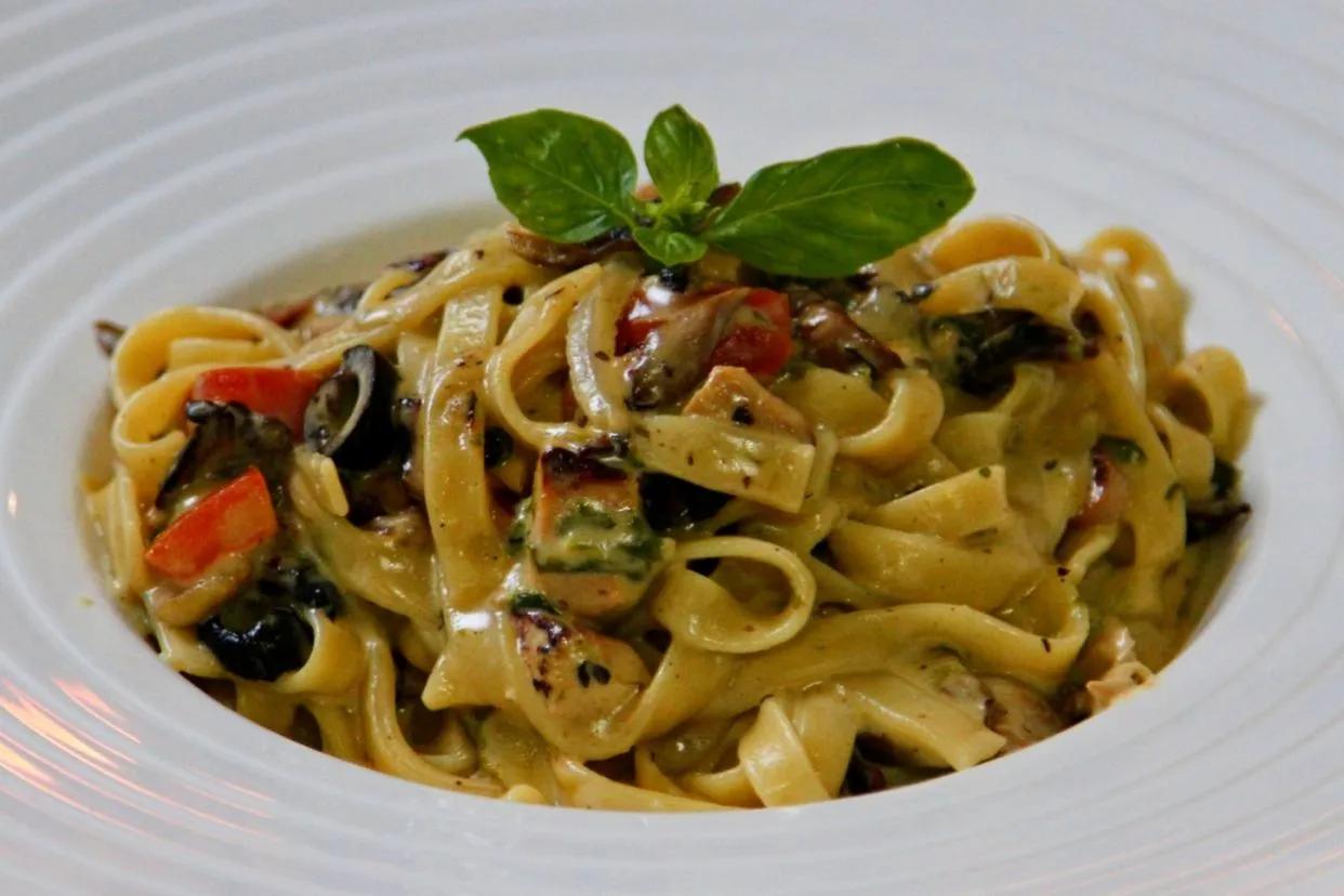 Pâtes Chicken Florentine
