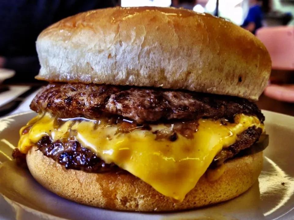 Double Cheese Burger Classique