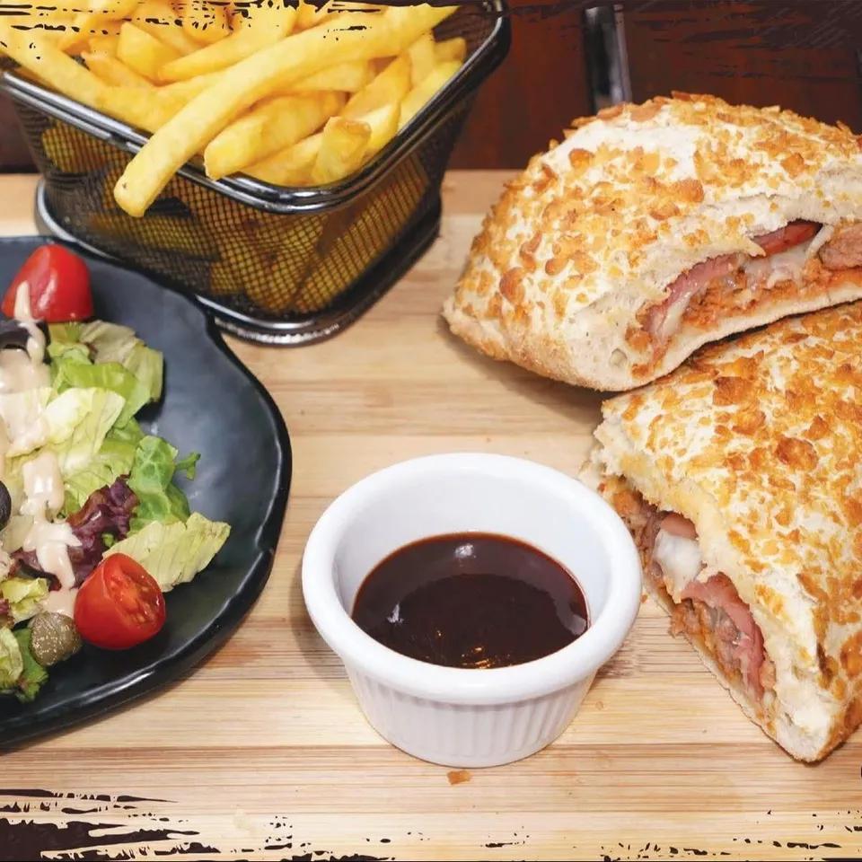 Sandwich All The Meat