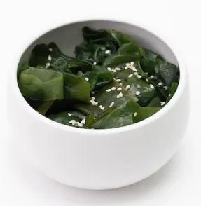 Salade d'algues wakame