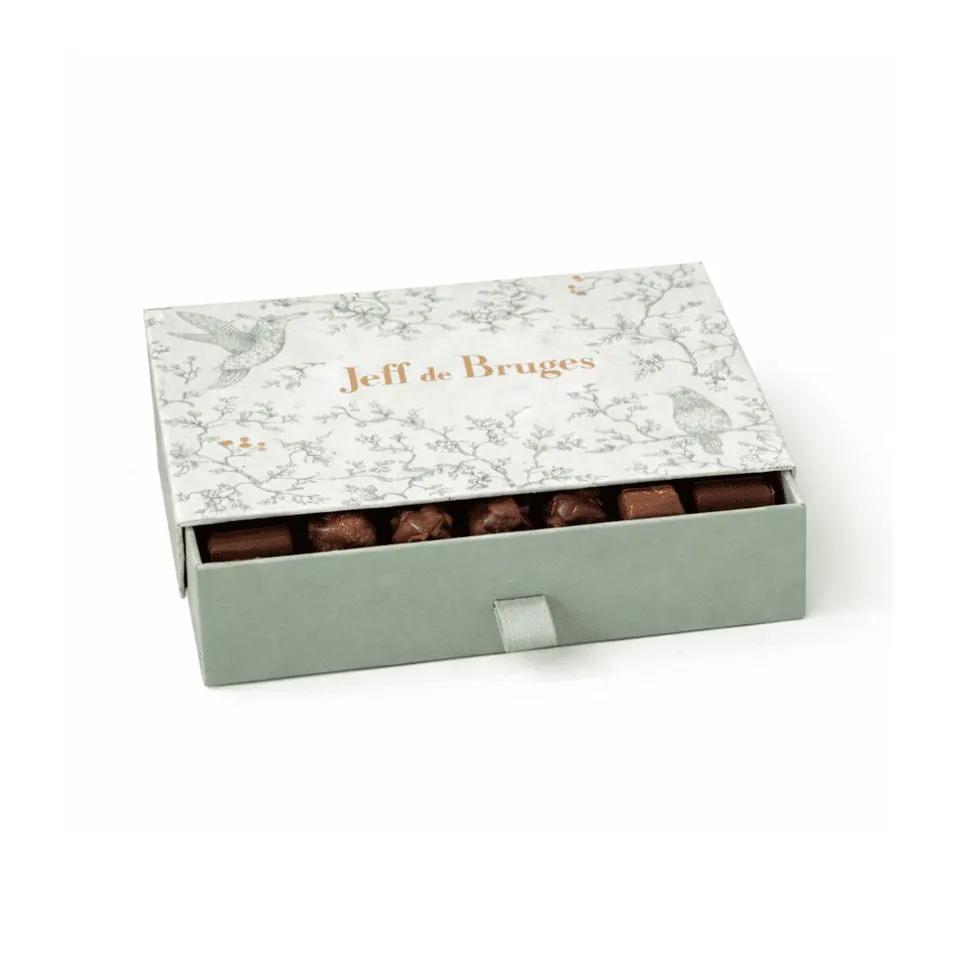 Boite Toile de Jouy - Gm avec 250g de chocolat