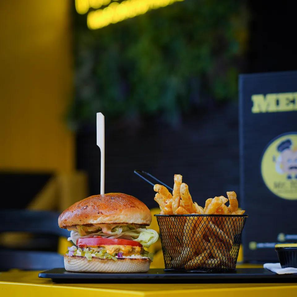 Triple Cheeseburger