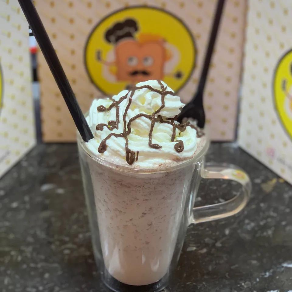 Milkshake (Moyen) Kinder Bueno White