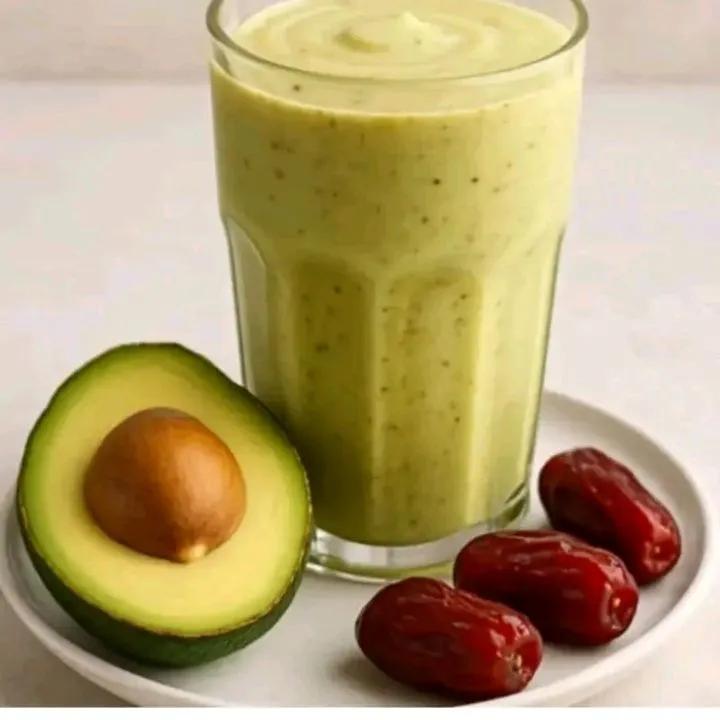 Avocat et dattes