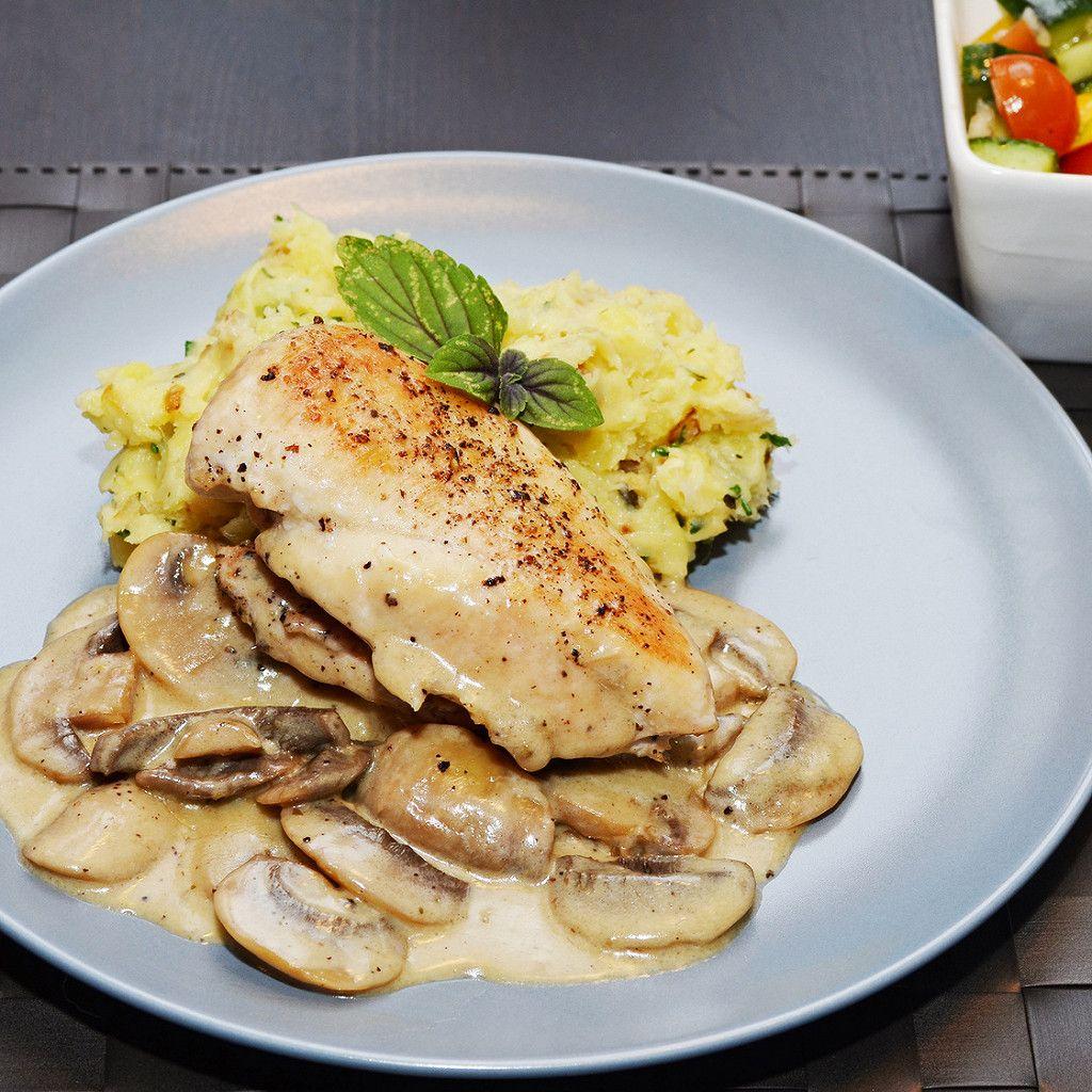 Plat Suprême De Poulet Sauce Champignons